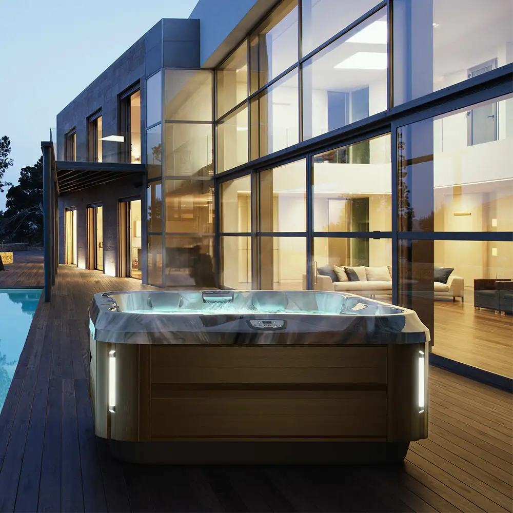 J-325™ COMFORT COMPACT HOT TUB WITH OPEN SEATING
